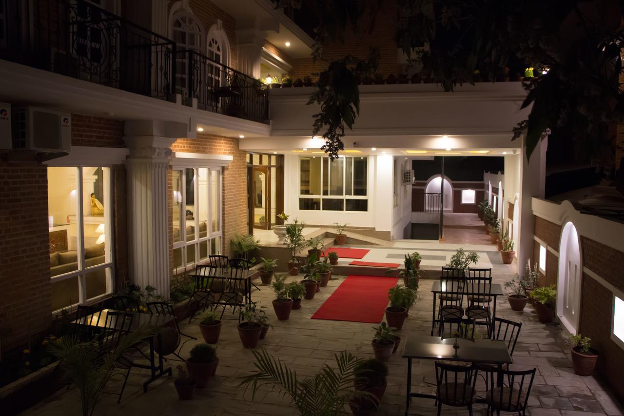 DOM Himalaya Hotel Kathmandu Bagian luar foto