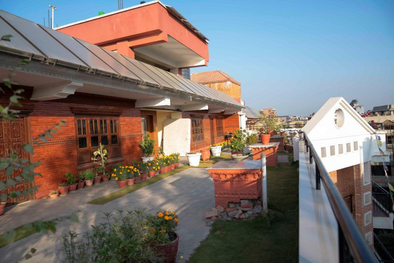 DOM Himalaya Hotel Kathmandu Bagian luar foto