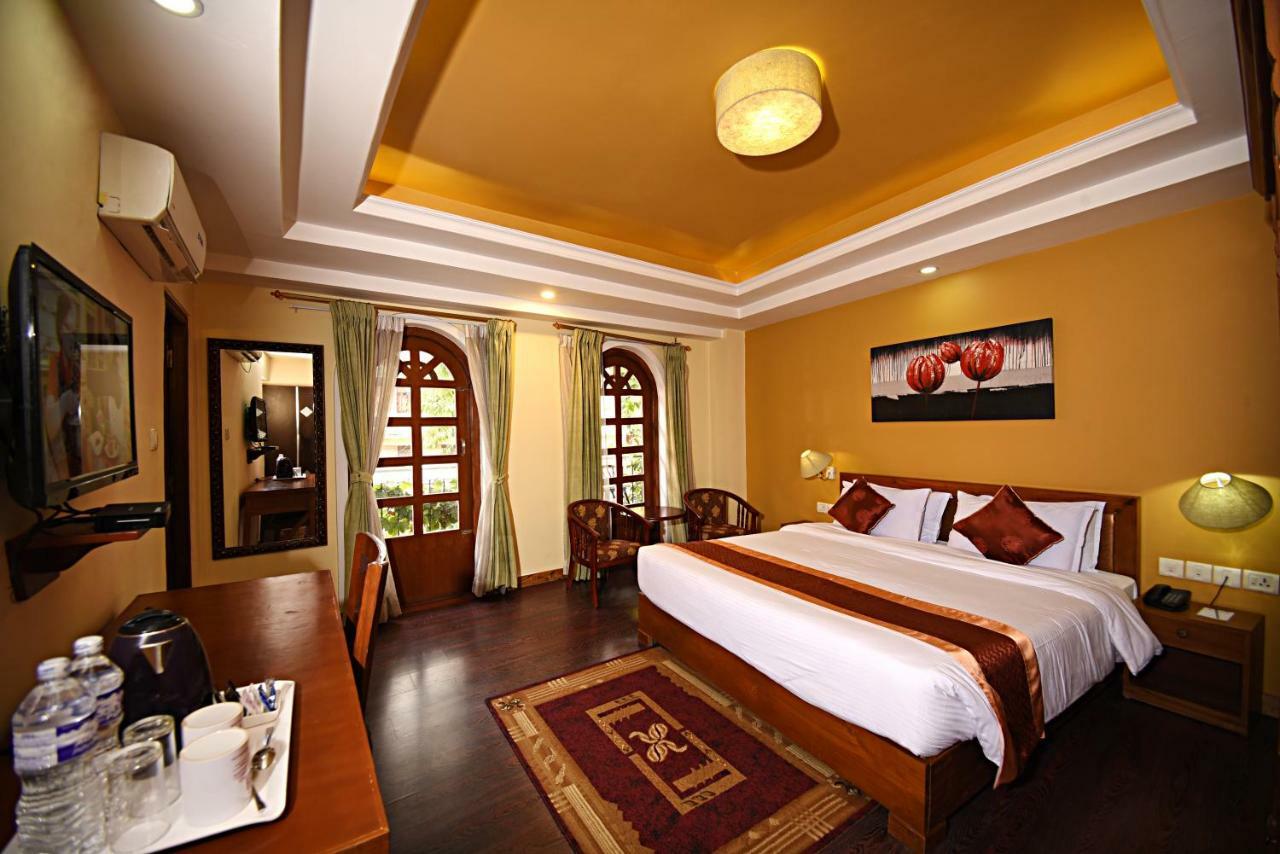 DOM Himalaya Hotel Kathmandu Bagian luar foto