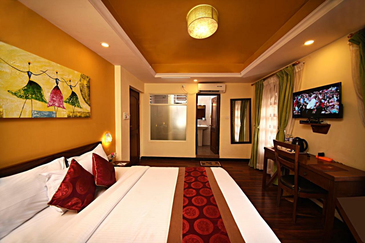 DOM Himalaya Hotel Kathmandu Bagian luar foto