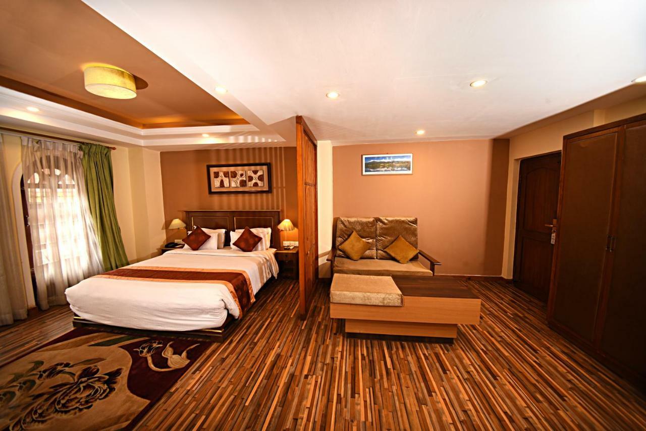 DOM Himalaya Hotel Kathmandu Bagian luar foto